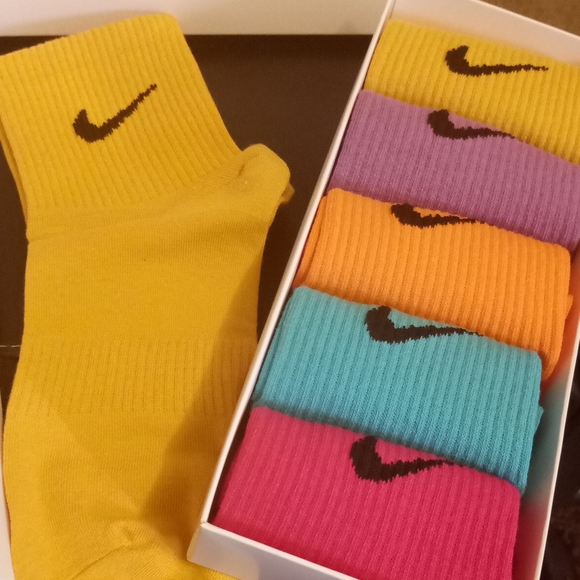 Nike crew socks - Picture 4 of 5